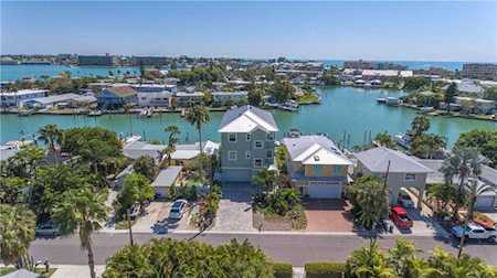 355 Boca Ciega Dr Madeira Beach, FL 33708