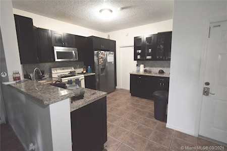 2082 Madeira Dr Weston, FL 33327