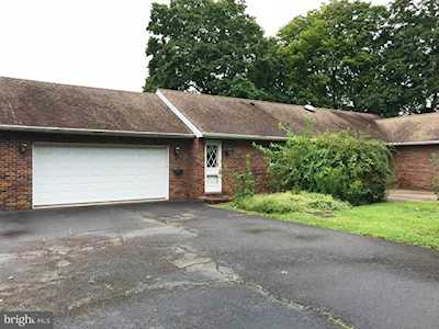 609 High St Mount Holly, NJ 08060