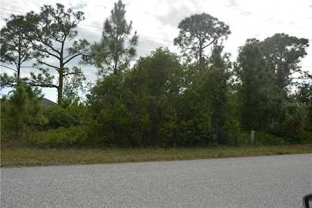 14271 Salvatierra Ln Port Charlotte, FL 33981