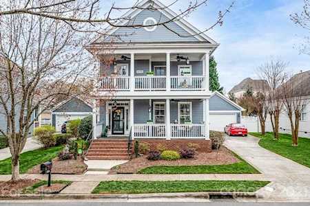 8214 Parkton Gate Dr Huntersville, NC 28078