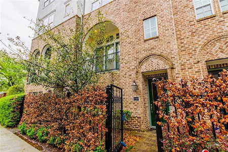 1104 Thompson St Houston, TX 77007