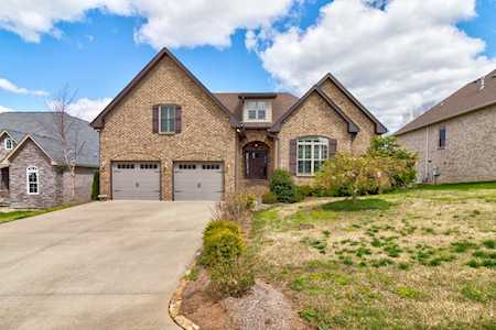 819 Savannah West Ct Springfield, TN 37172
