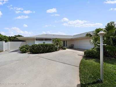 707 S Palm Avenue Indialantic, FL 32903