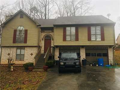1476 Chaseway Circle Powder Springs, GA 30127