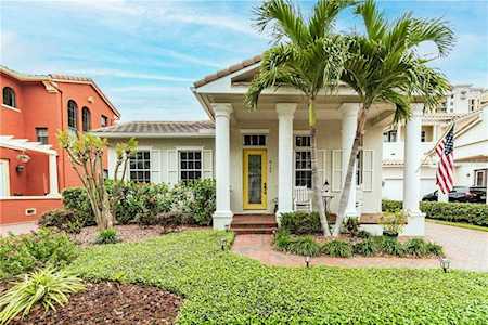 6124 Yeats Manor Dr Tampa, FL 33616