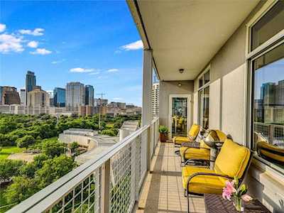 54 Rainey ST #1222 Austin, TX 78701