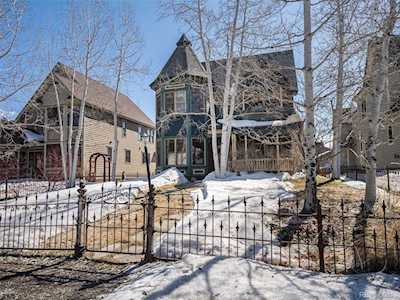320 9th St Steamboat Springs, CO 80487