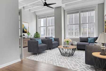 32 Peachtree St NW #1604 Atlanta, GA 30303