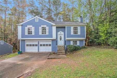 3085 Glen Knolls Ct Alpharetta, GA 30022