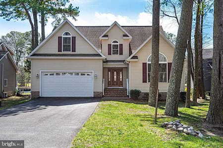63 Clubhouse Dr Ocean Pines, MD 21811