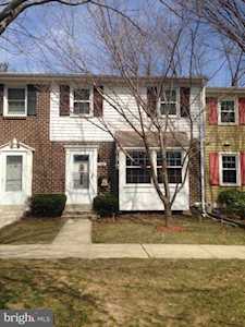 1744 Aberdeen Circle Crofton, MD 21114