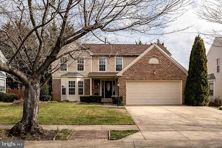 1606 Trumbulls Ct Crofton, MD 21114
