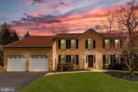 9644 Larchmede Ct Ellicott City, MD 21042