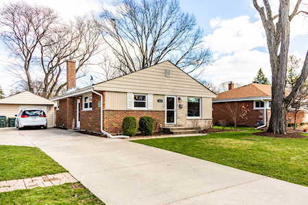 1429 W Saint James Place Arlington Heights, IL 60005