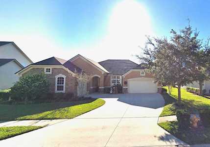 1677 Fenton Ave St Johns, FL 32259