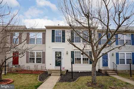 9021 Falcon Glen Ct Bristow, VA 20136