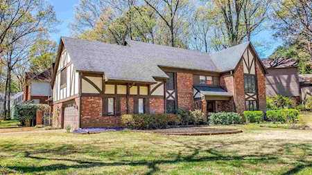 8529 Hunters Horn Dr Germantown, TN 38138