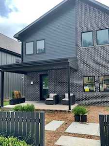 608 Bella Vista Rd Bentonville, AR 72712