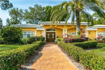 601 Palm Ave Belleair, FL 33756