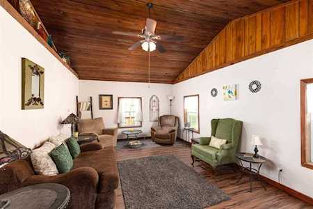 1809 N Fm 646 Rd Santa Fe, TX 77510