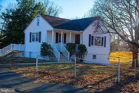 8615 Willow Ave Upper Marlboro, MD 20774