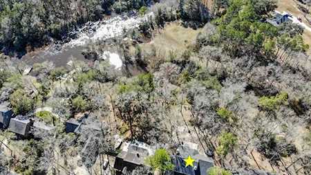 402 Lakeview Drive Summerville, SC 29485