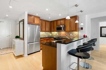 80 Broad Street #1008 Boston, MA 02110