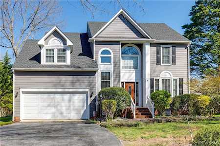 12174 Manor Park Dr Henrico, VA 23059