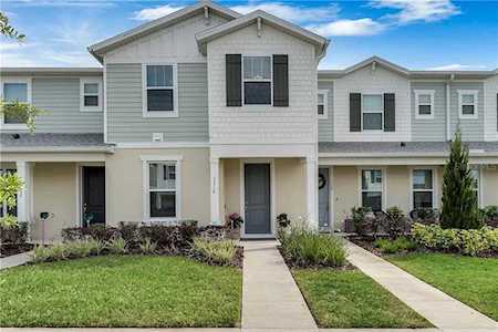 1310 Painted Bunting Ave Oakland, FL 34787