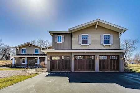 25301 W Lake Shore Dr Barrington, IL 60010