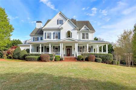 320 White Columns Ct Milton, GA 30004