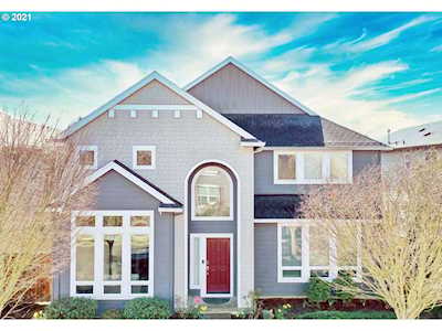5972 SE Thornapple St Hillsboro, OR 97123