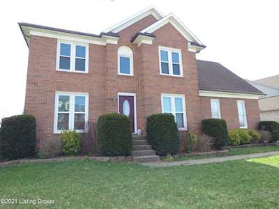 11702 Coventry Hill Rd Louisville, KY 40299