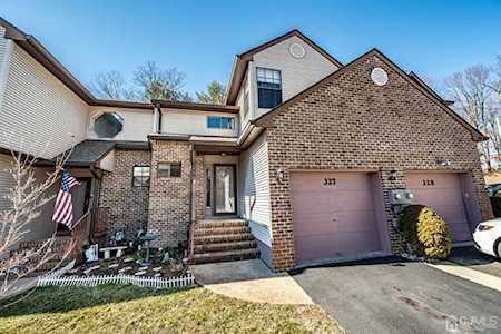 327 Oak Knoll Drive Manalapan, NJ 07726