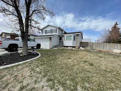 6000 W Eddington Ct Salt Lake City, UT 84118