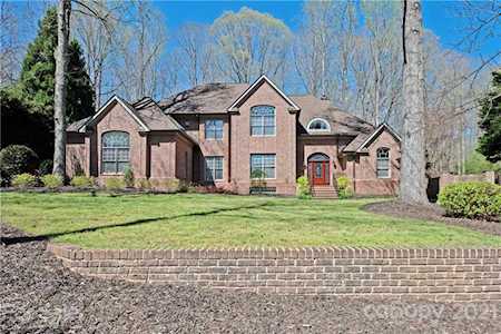 1115 Hudson Place Davidson, NC 28036