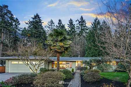 14827 SE 111th Place Renton, WA 98059