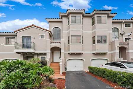 12631 NW 14th Ct Sunrise, FL 33323