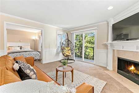 408 2nd Ave S #203 Kirkland, WA 98033