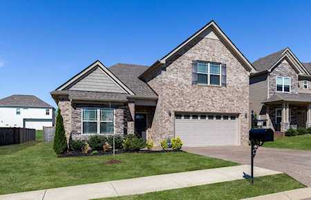 4007 Oxford Pl Spring Hill, TN 37174
