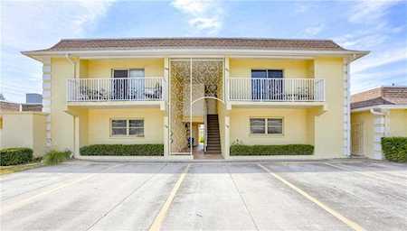610 Indian Rocks Rd N #227 Belleair Bluffs, FL 33770
