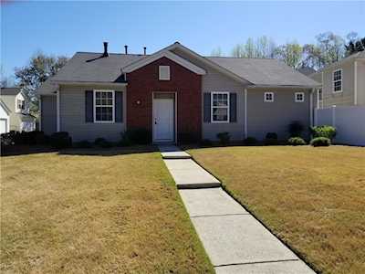 331 Windcroft Ln NW Acworth, GA 30101