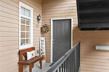 210 Creek View Ln Roswell, GA 30075