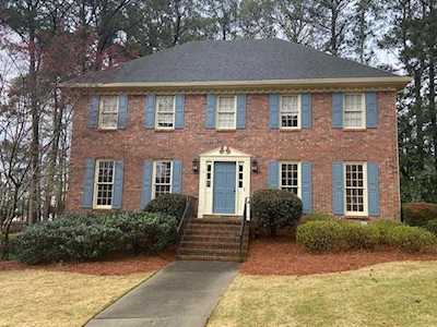 849 Valbrook Ct SW Lilburn, GA 30047