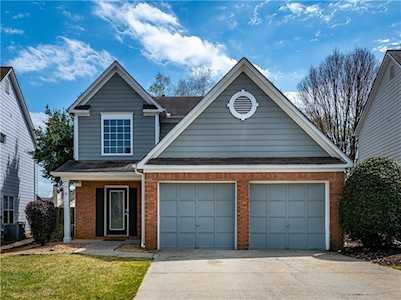 2250 Ashton Dr Roswell, GA 30076