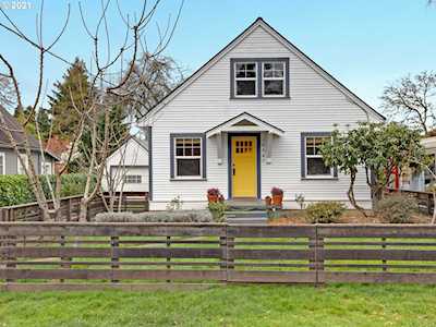 10547 SE 34th Ave Milwaukie, OR 97222