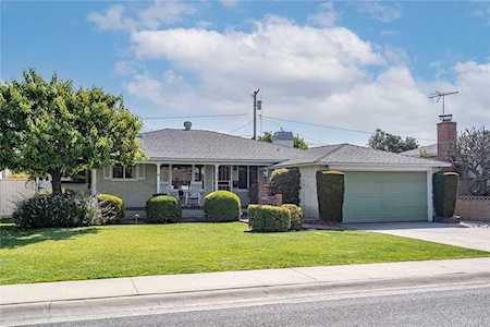 4212 Ocana Avenue Lakewood, CA 90713