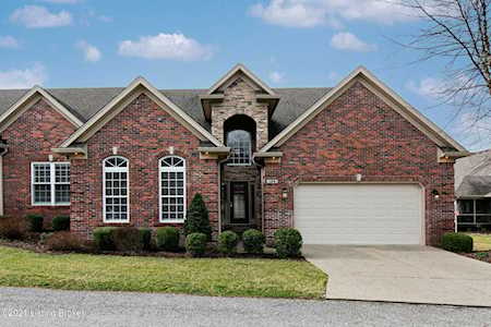 124 Whispering Pines Cir Louisville, KY 40245