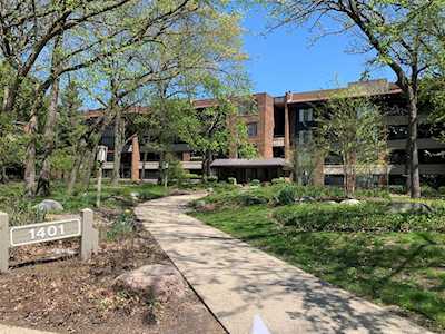 1401 Burr Oak Rd #208C Hinsdale, IL 60521
